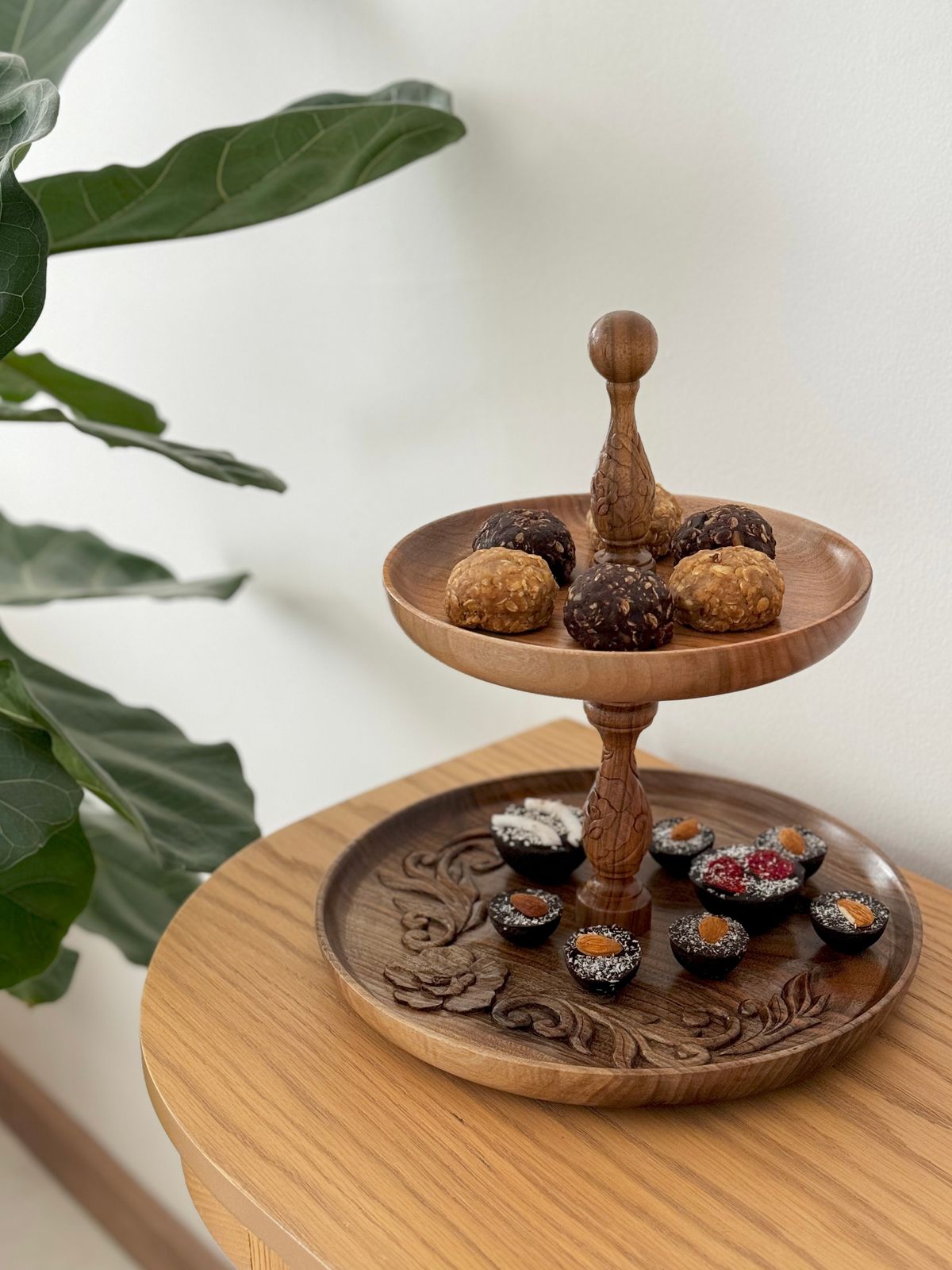 شیرینی‌خوری دو طبقه — عکس ۲
